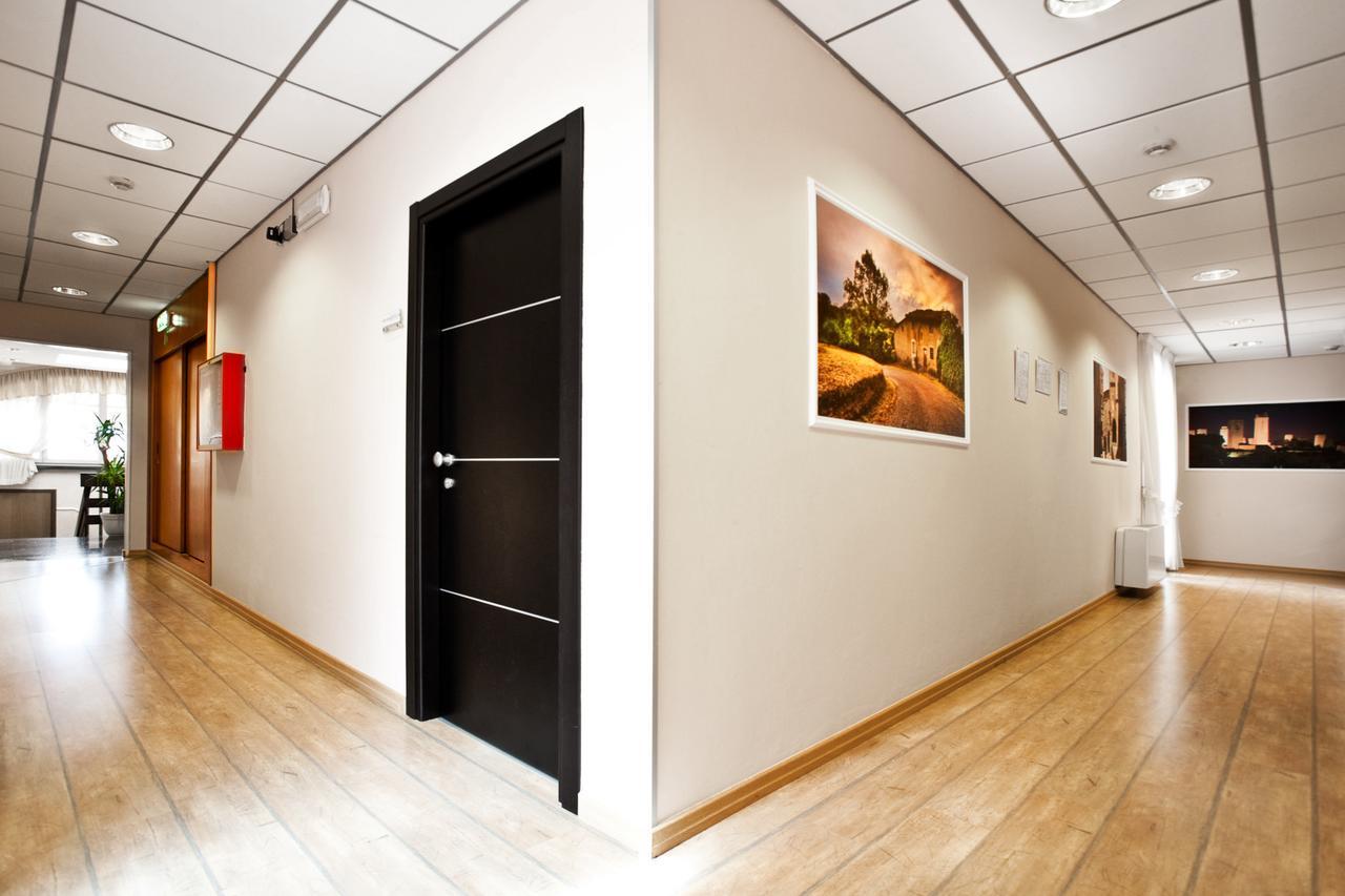 Hotel La Campagnola Fucecchio Bagian luar foto