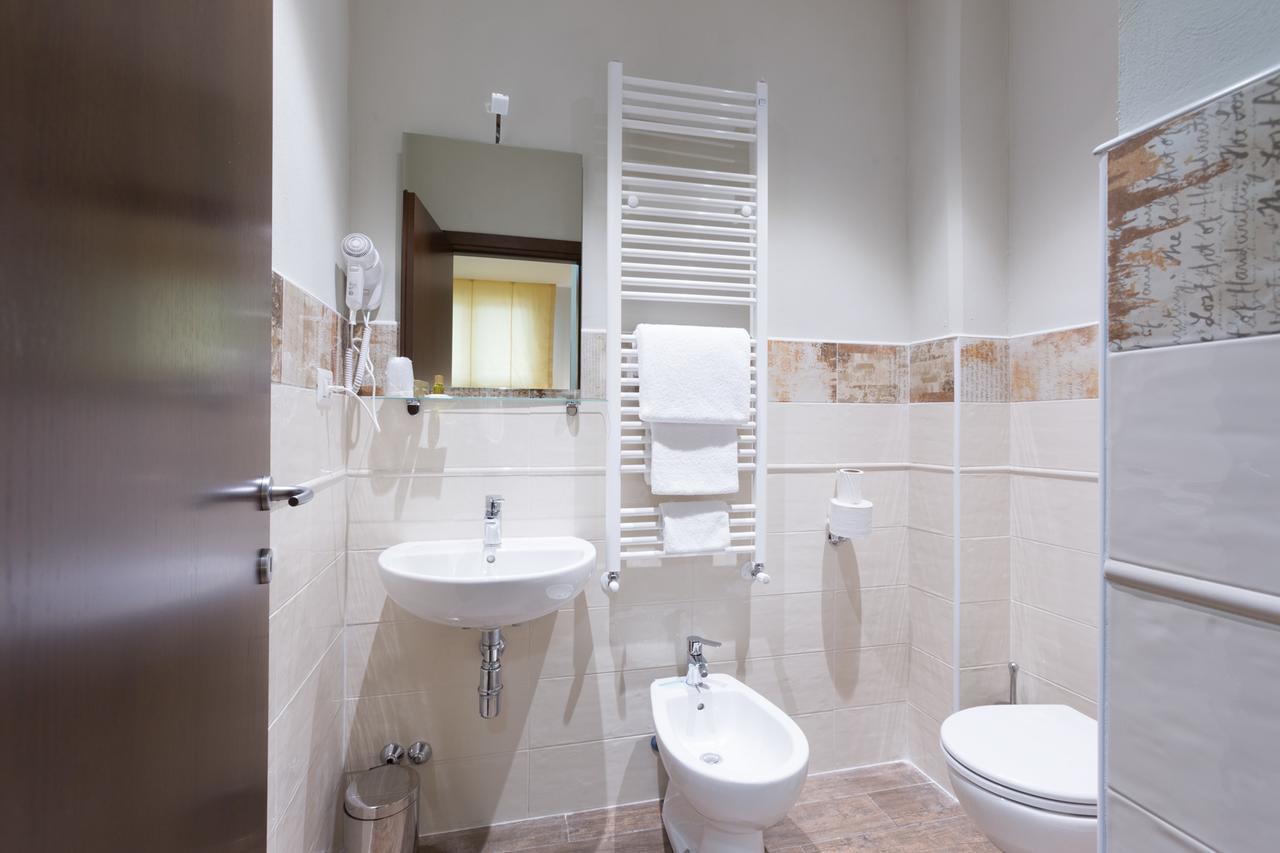 Hotel La Campagnola Fucecchio Bagian luar foto